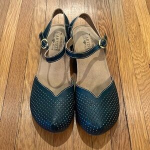 L’ARTISTE SPRING STEP 40 LIZZIE TEAL